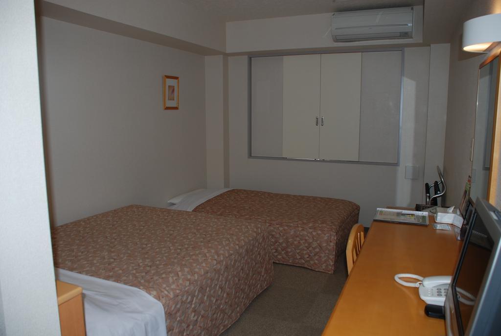 Best Inn Uozu Номер фото