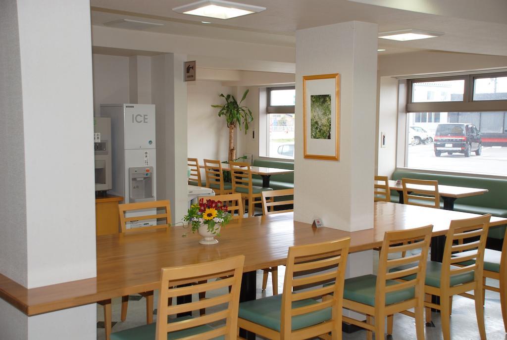 Best Inn Uozu Екстер'єр фото